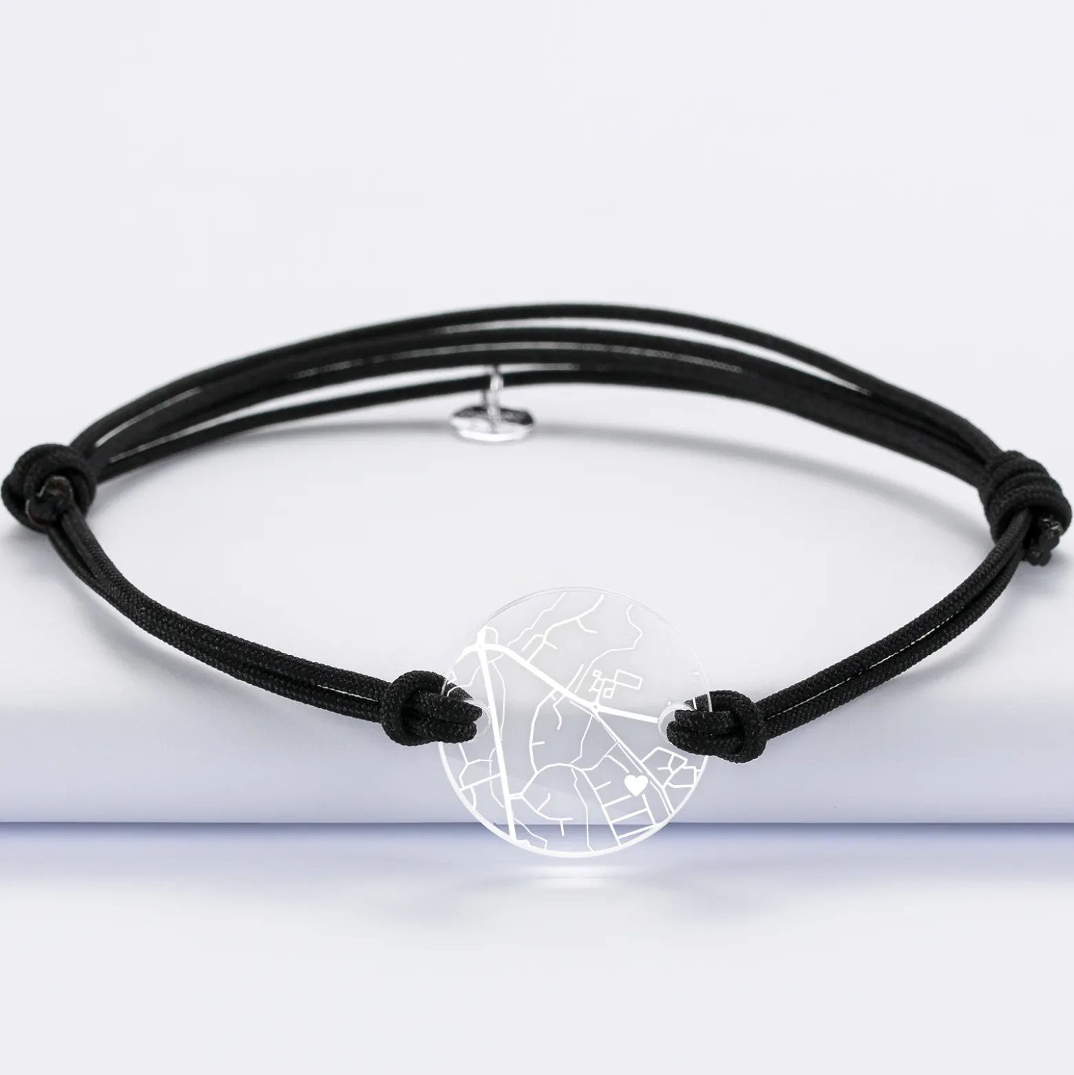 Bracelet homme personnalisé cordon double médaille gravée acrylique ronde 2 trous 21 mm "Géo map"