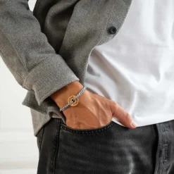 Bracelet homme personnalisé cordon marin tressé médaille gravée bois cible ronde 21 mm