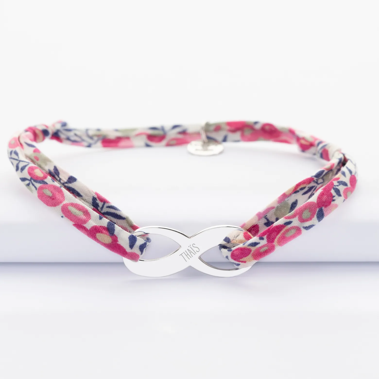 Bracelet infini Liberty médaille gravée argent 25x10mm