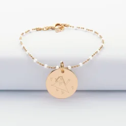 Bracelet perles colorées personnalisé médaille gravée plaqué or 19 mm