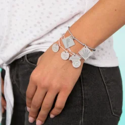 Bracelet personnalisé 3 médailles gravées argent 15 mm