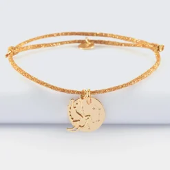 Bracelet personnalisé cordon pailleté médaille gravée plaqué or 15 mm et breloque colombe 18 mm