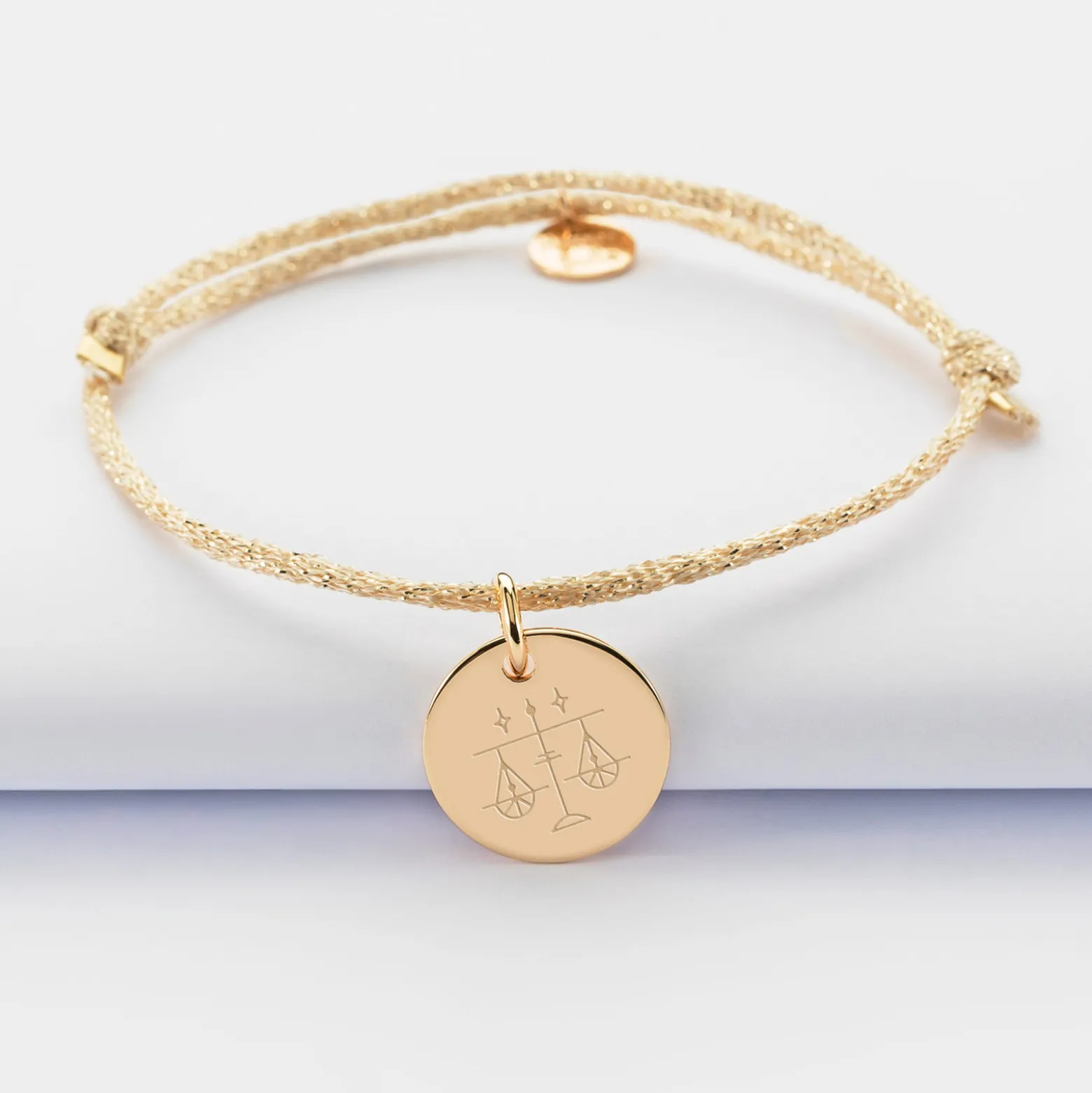 Bracelet personnalisé cordon pailleté médaille gravée plaqué or 15 mm