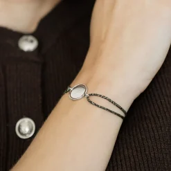 Bracelet personnalisé cordon pailleté médaille réversible Eternelle gravée argent 2 trous 16 mm - HappyBulle x Capucine