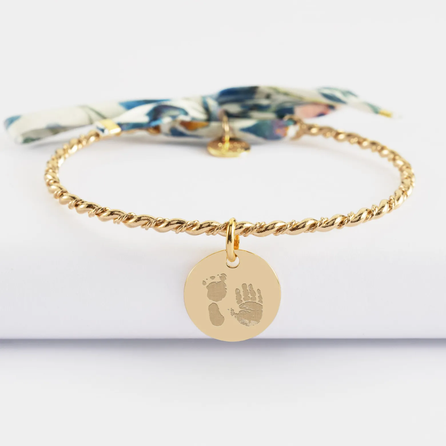 Bracelet personnalisé jonc tressé plaqué or et cordon Liberty médaille gravée 15 mm