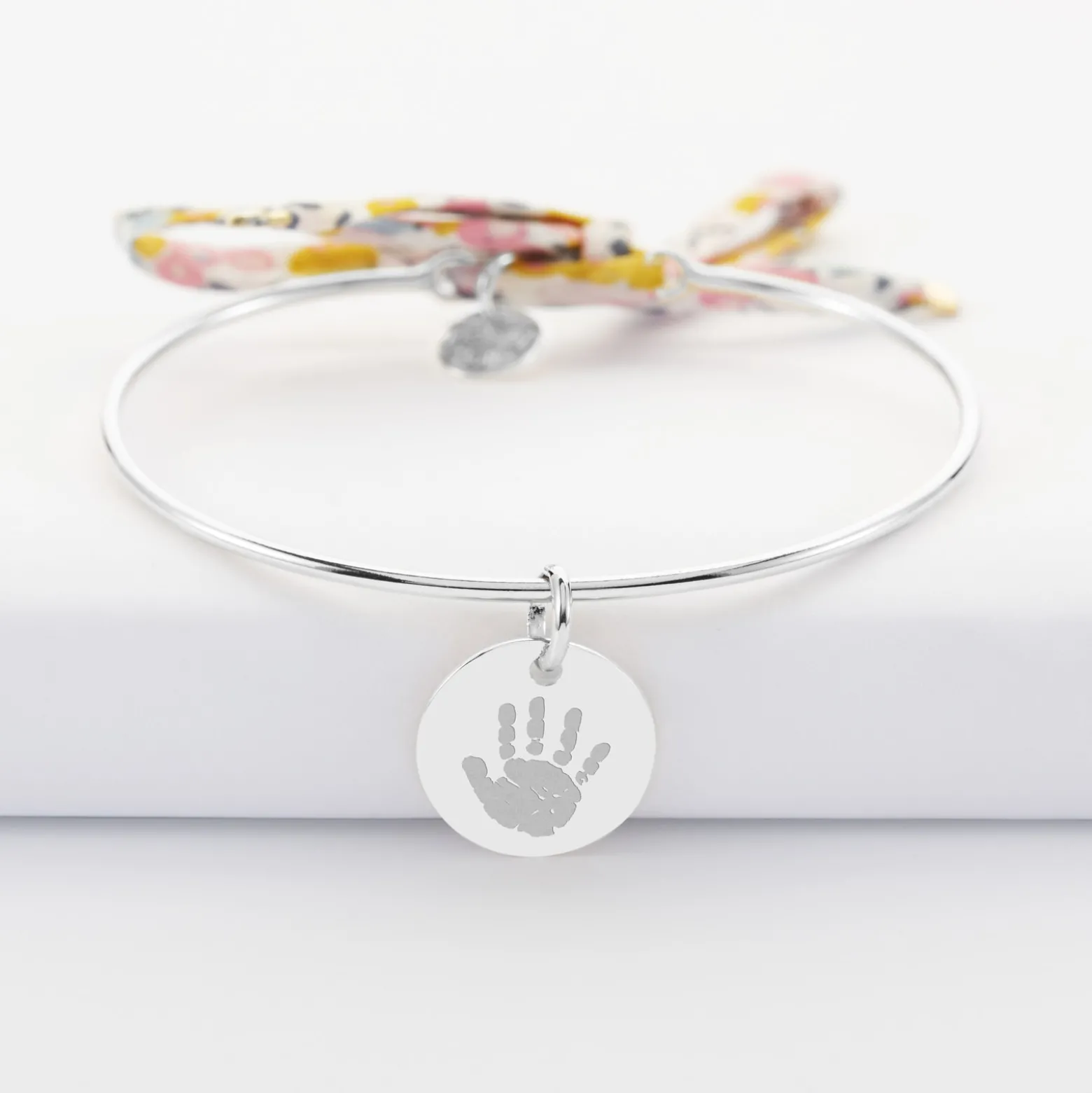 Bracelet personnalisé jonc argent et cordon Liberty médaille gravée 15 mm