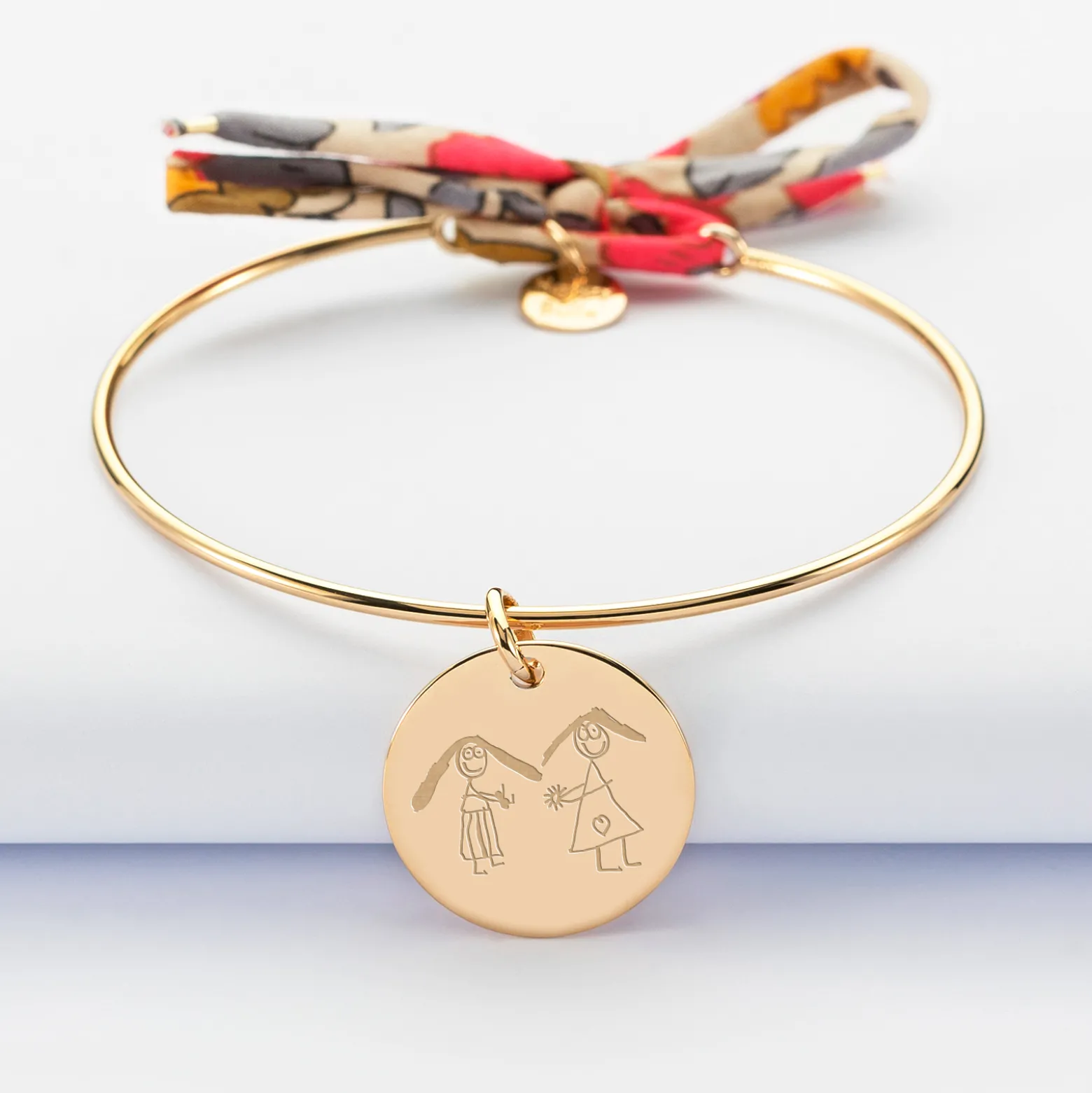 Bracelet personnalisé jonc plaqué or et cordon Liberty médaille gravée 19 mm