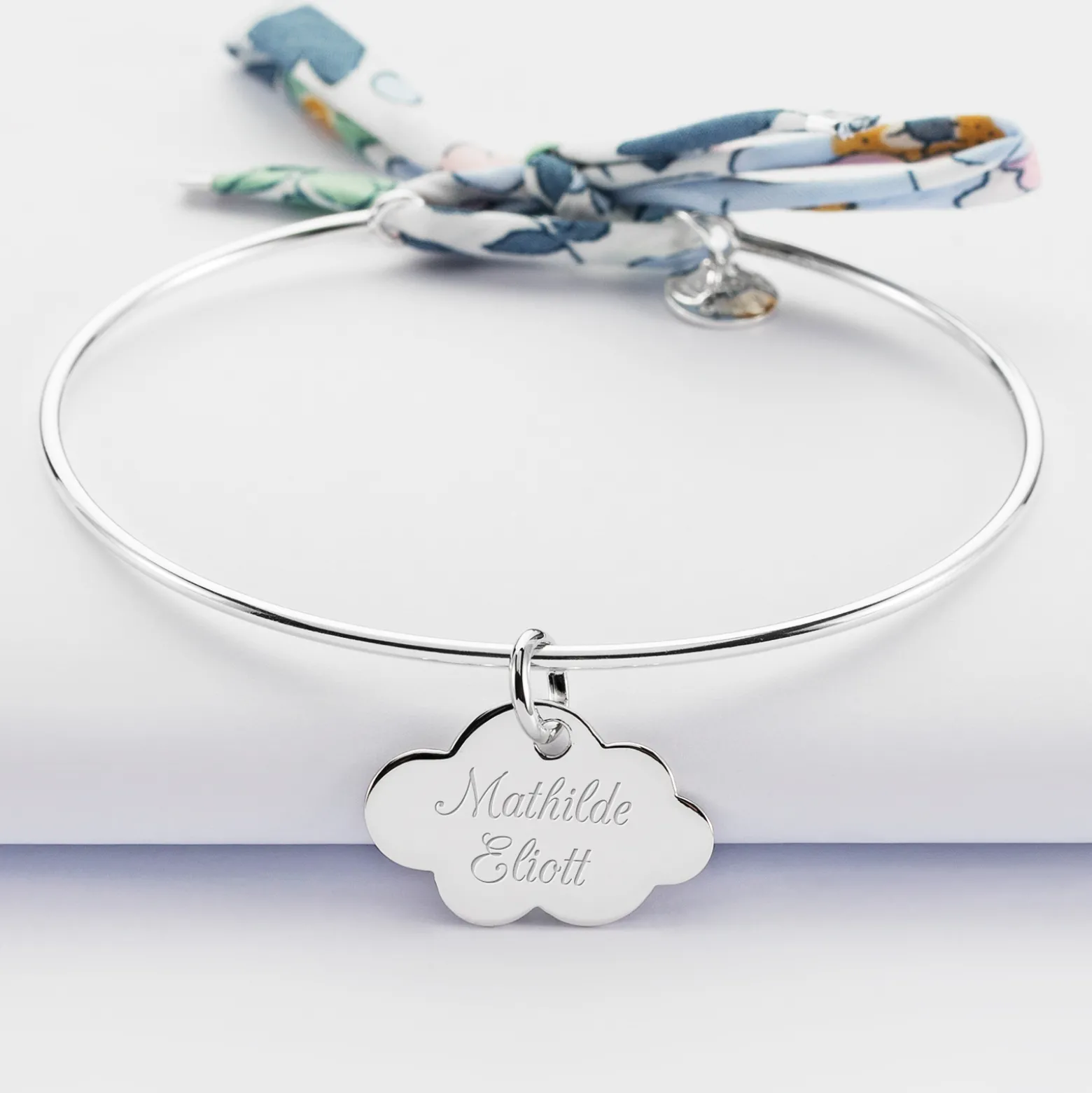 Bracelet personnalisé jonc argent et cordon Liberty médaille gravée nuage 20x14 mm
