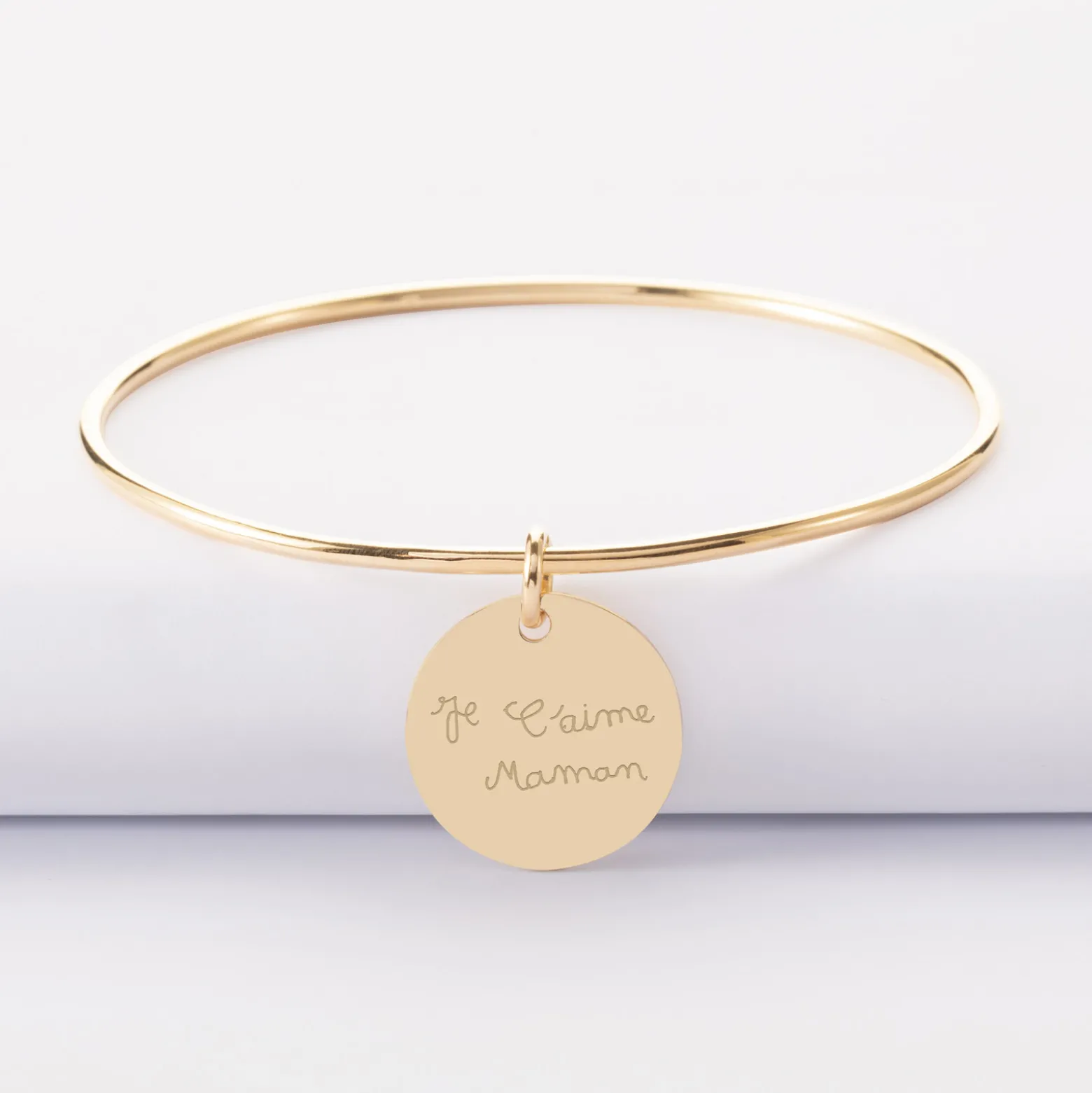 Bracelet personnalisé jonc plaqué or médaille soleil coeur bombé gravée 19 mm