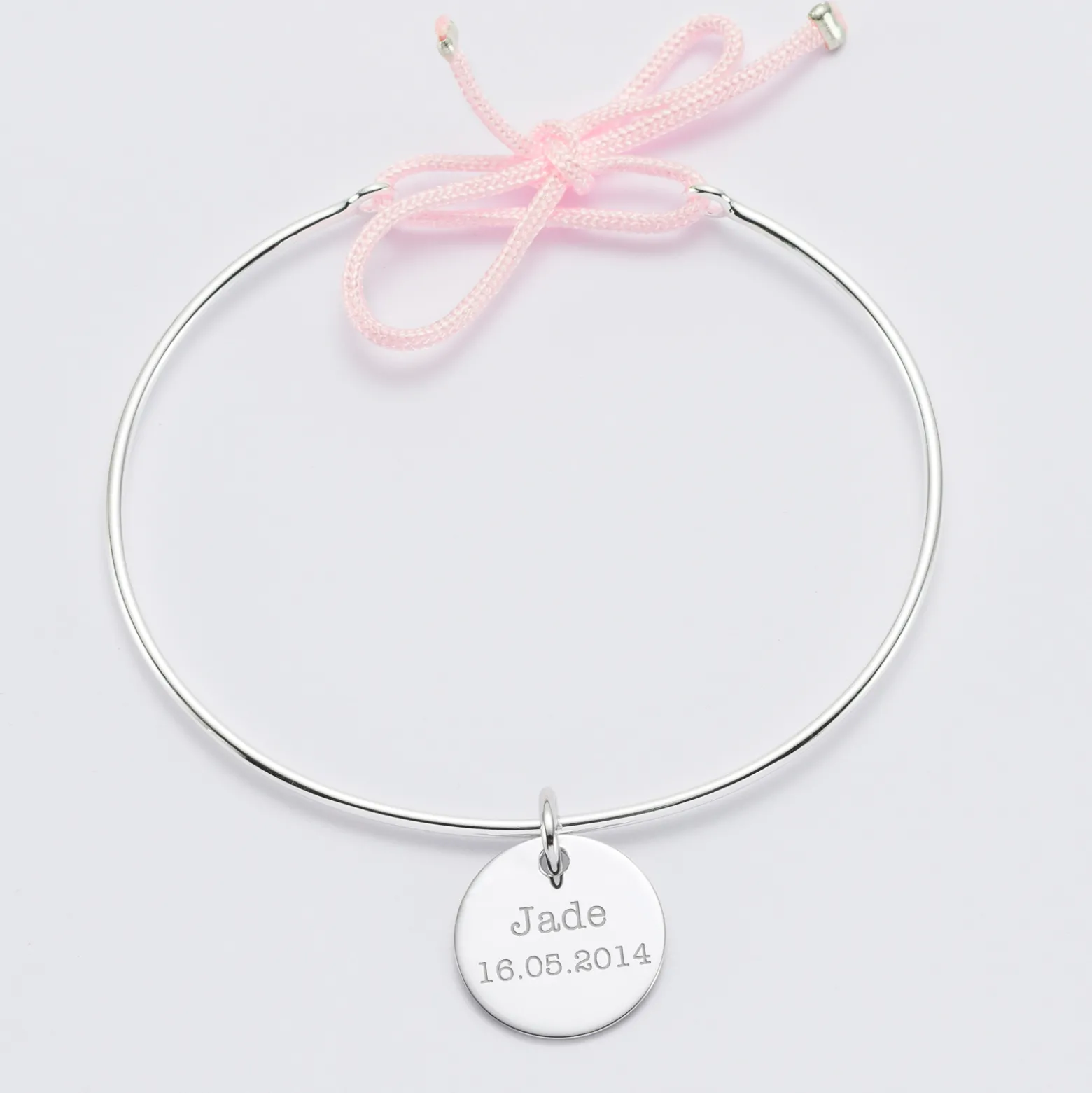 Bracelet personnalisé jonc argent et cordon médaille gravée 15 mm