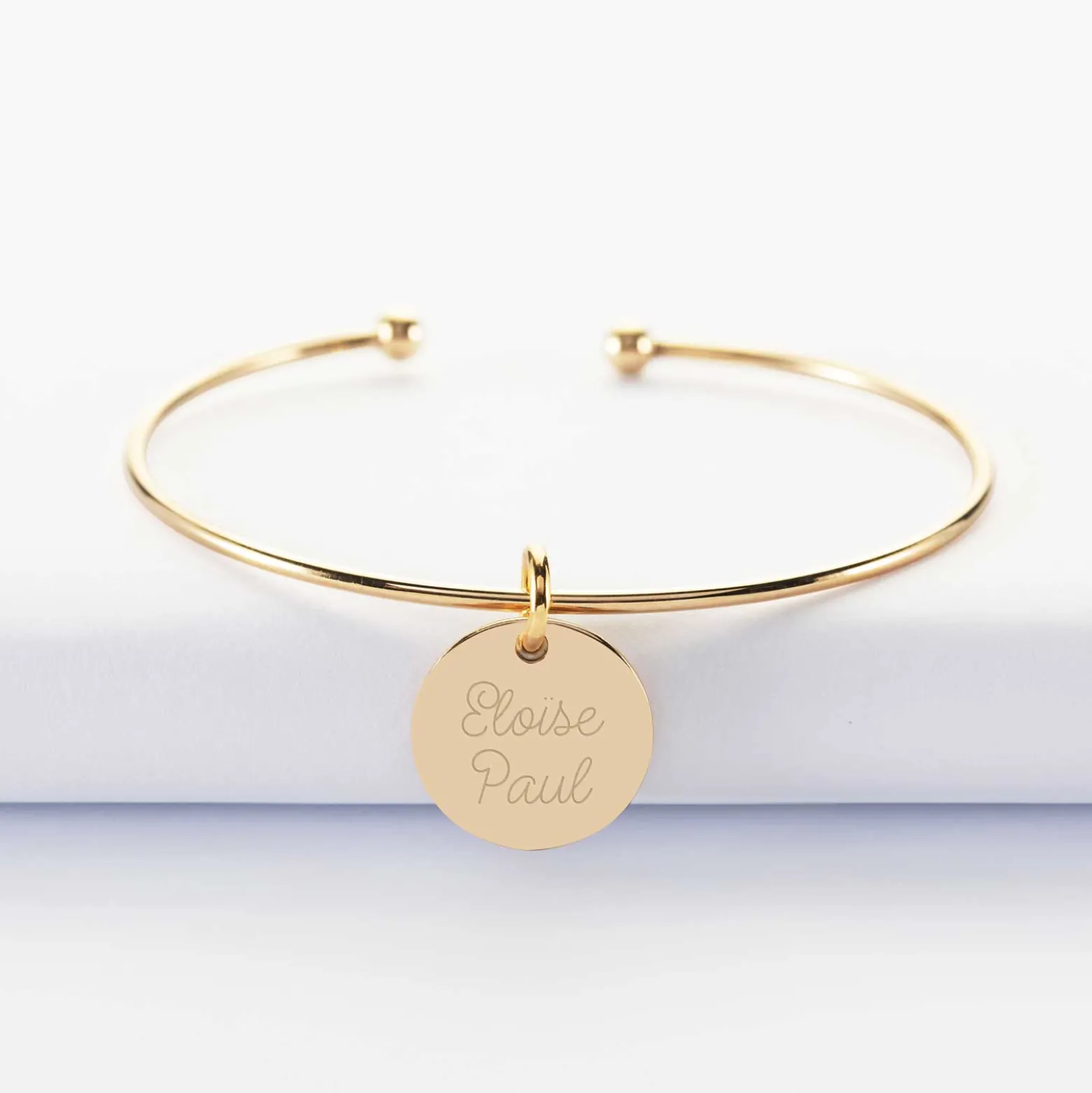 Bracelet personnalisé jonc ouvert boules plaqué or médaille gravée 15 mm