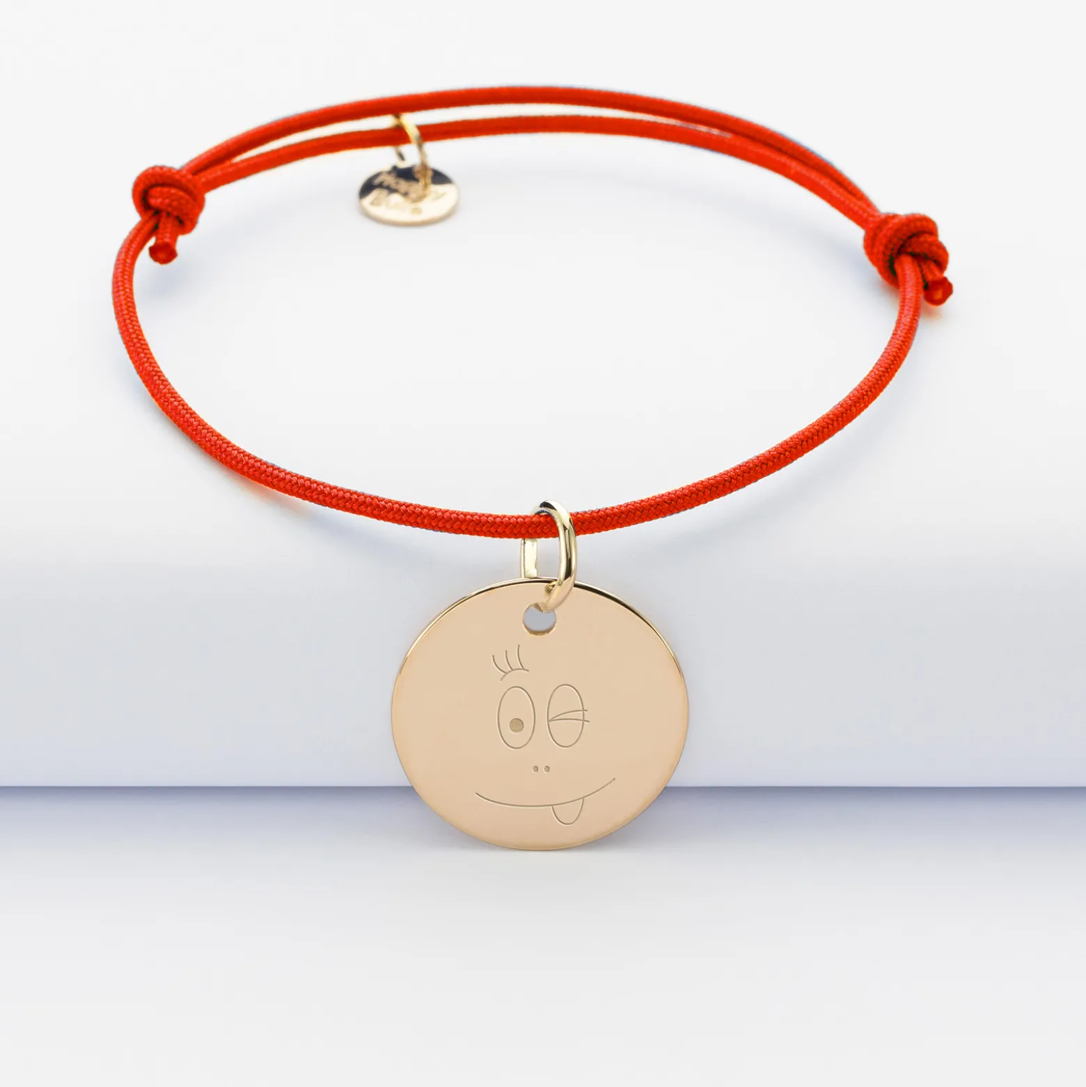 Bracelet personnalisé médaille gravée plaqué or dormeuse 19mm - HappyBulle x Barbapapa