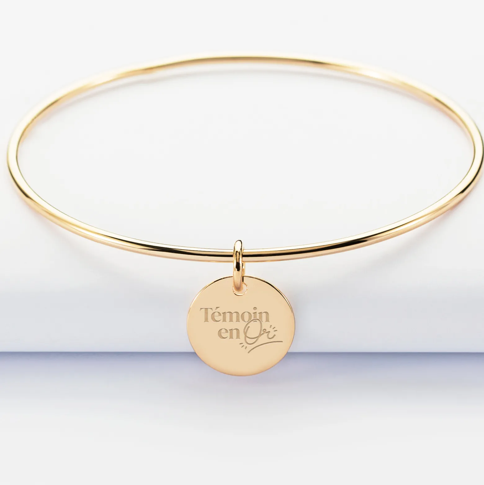 Bracelet Témoin personnalisé jonc plaqué or médaille gravée 15 mm
