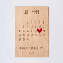 Cadre calendrier personnalisé bois gravé 15x10 cm avec support