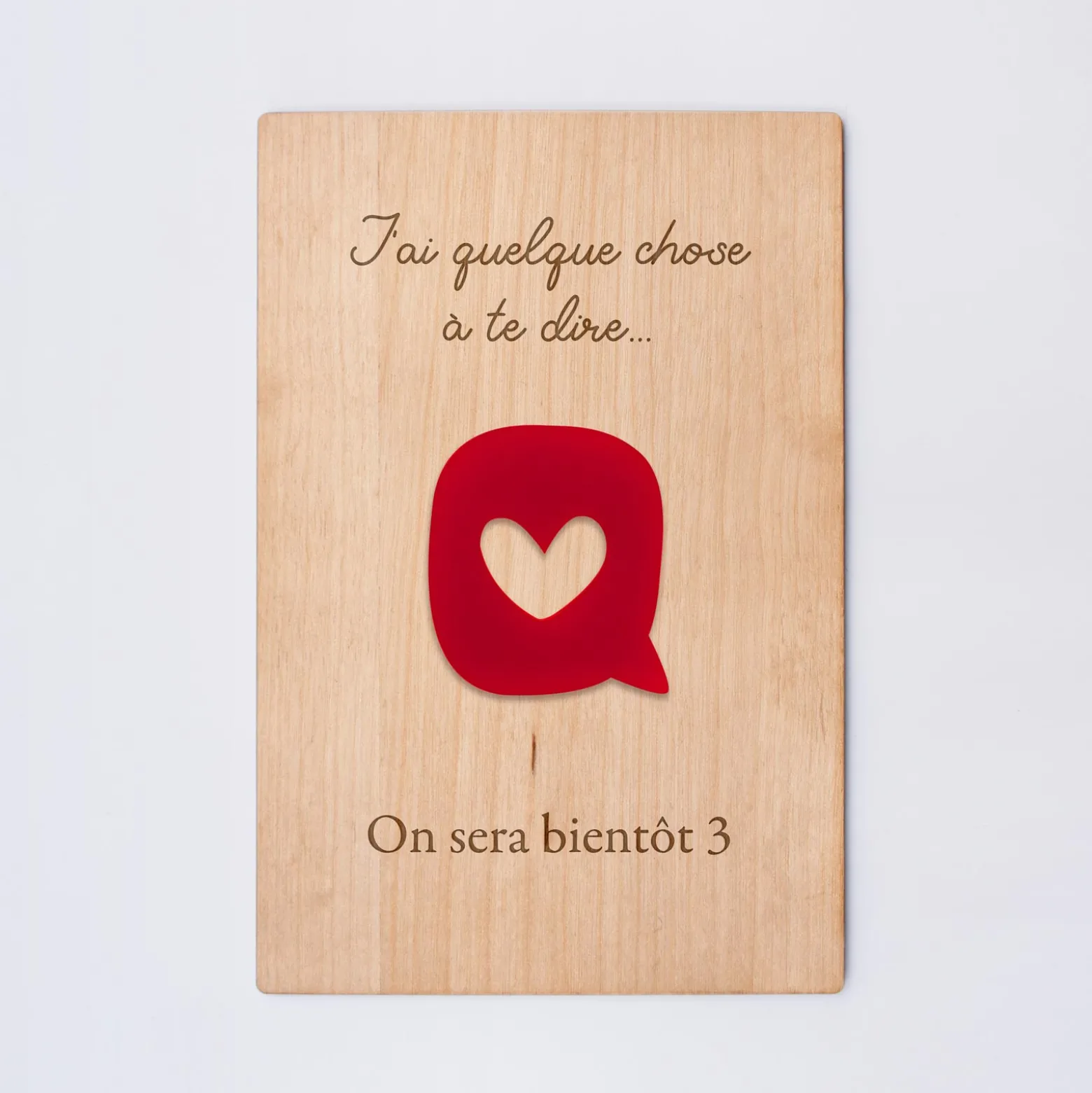 Cadre personnalisé bois gravé 15x10 cm avec support - édition spéciale "J'ai quelque chose à te dire"