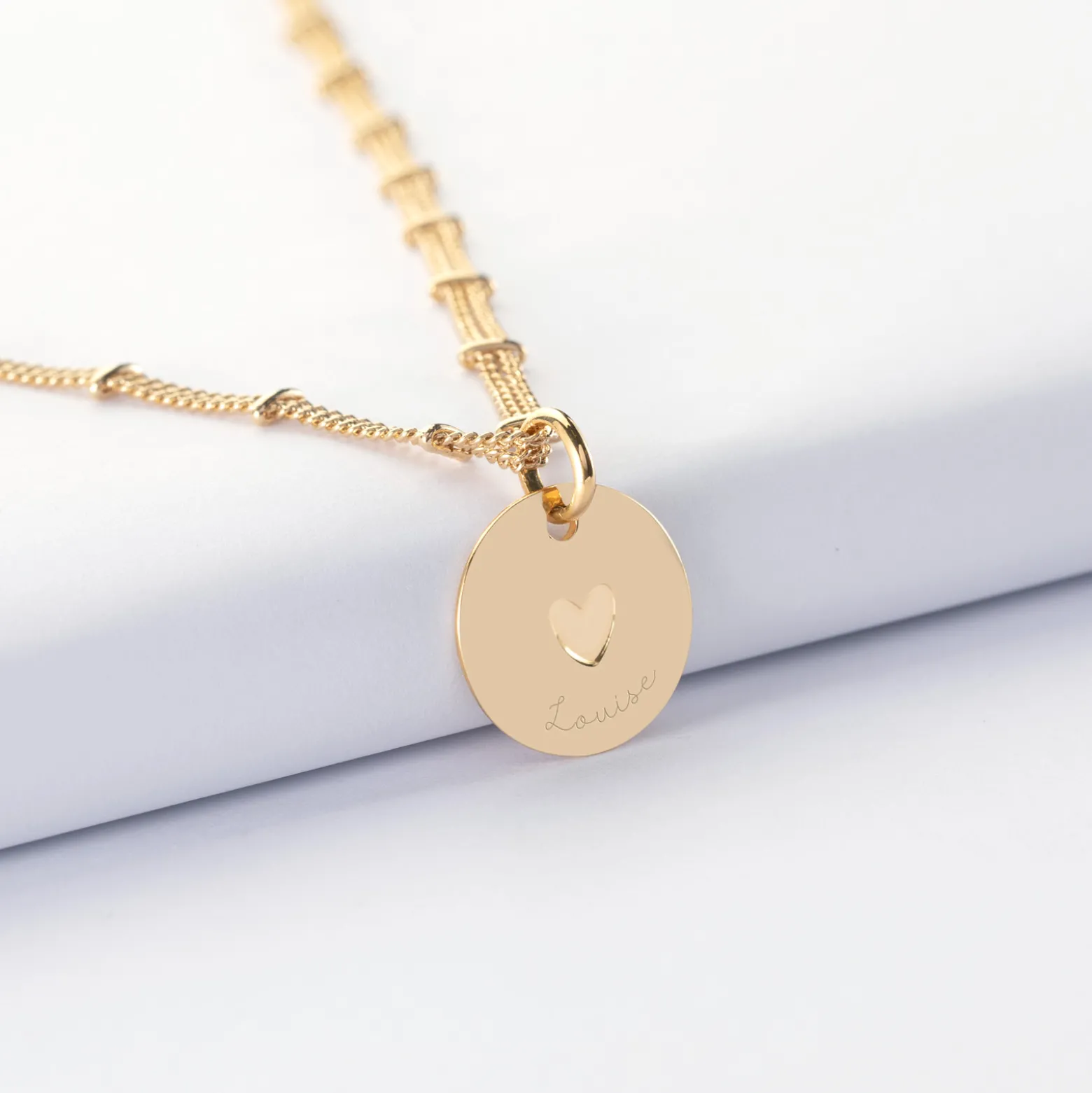 Collier chaîne double personnalisé médaille gravée plaqué or coeur estampillé 15 mm - HappyBulle x Atelier Wagram