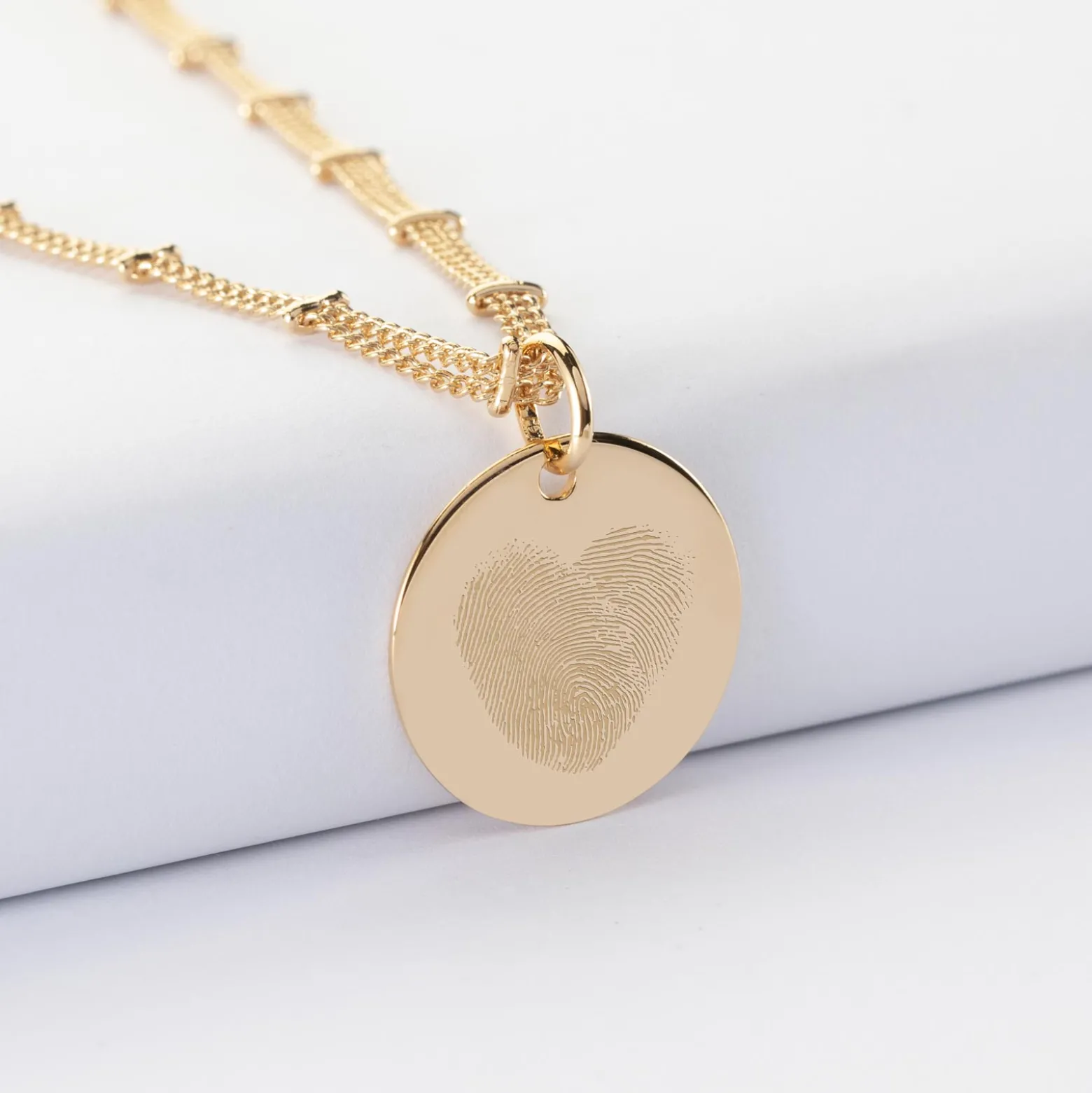 Collier chaîne double personnalisé médaille gravée plaqué or 19 mm