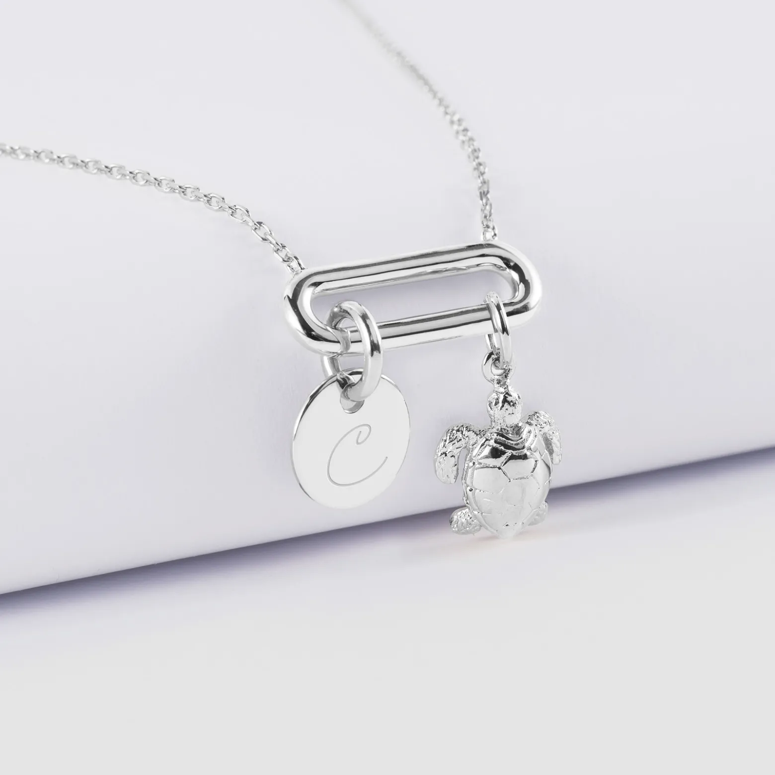 Collier chaîne ovale ouvert personnalisé médaille gravée argent 10 mm et breloque(s) summer - à composer