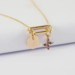 Collier chaîne ovale ouvert personnalisé médaille gravée plaqué or 10 mm et breloque fleur pétales 10 mm
