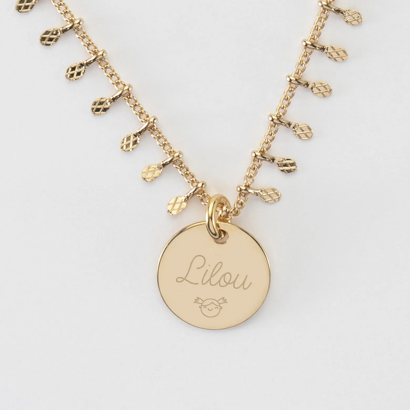 Collier chaîne pampilles personnalisé médaille gravée plaqué or 15 mm