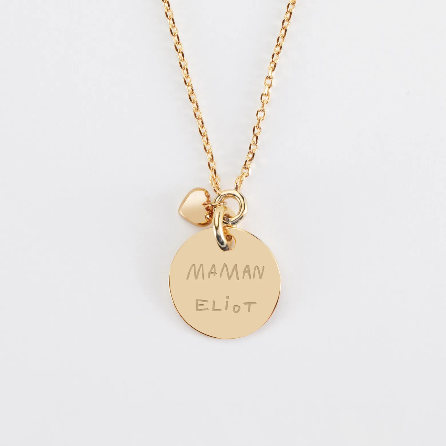 Collier mini coeur bombé personnalisé médaille gravée plaqué or 15 mm