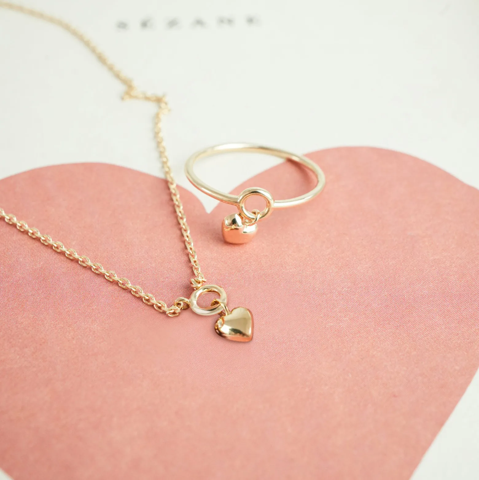 Collier mini coeur bombé plaqué or