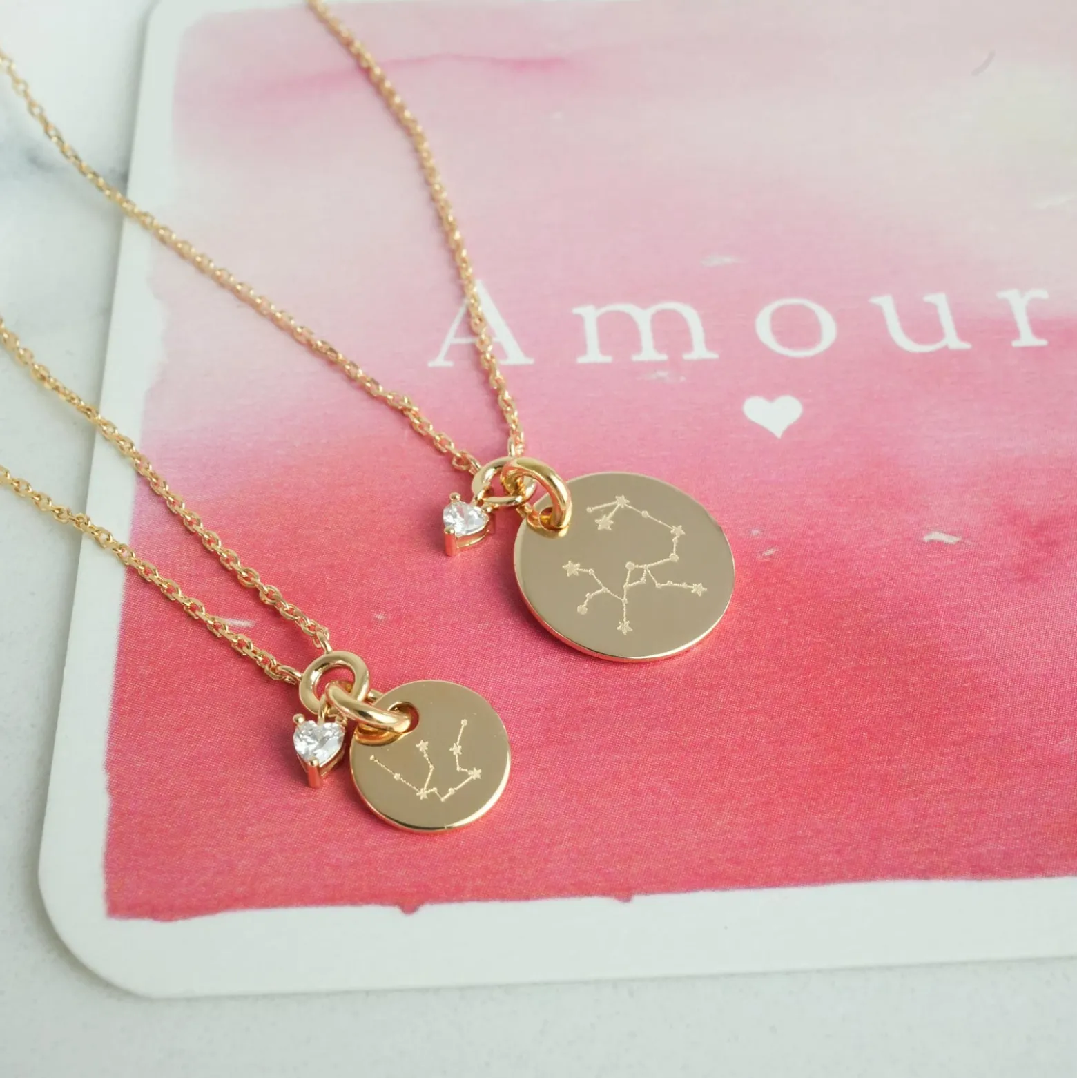 Collier mini coeur scintillant personnalisé médaille gravée plaqué or 10 mm