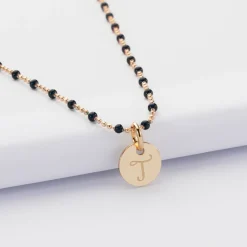Collier perles colorées personnalisé médaille gravée plaqué or 10 mm