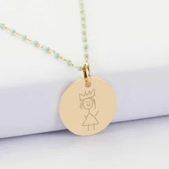 Collier perles Miyuki colorées personnalisé médaille gravée plaqué or 19 mm