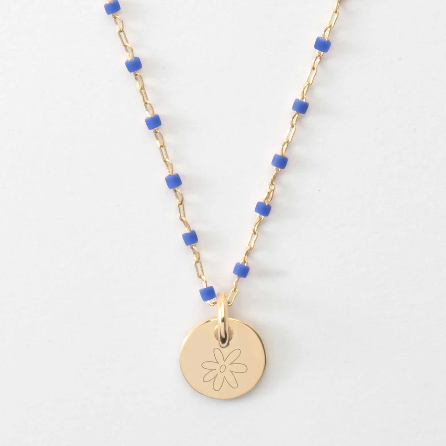 Collier perles Miyuki colorées personnalisé médaille gravée plaqué or 10 mm