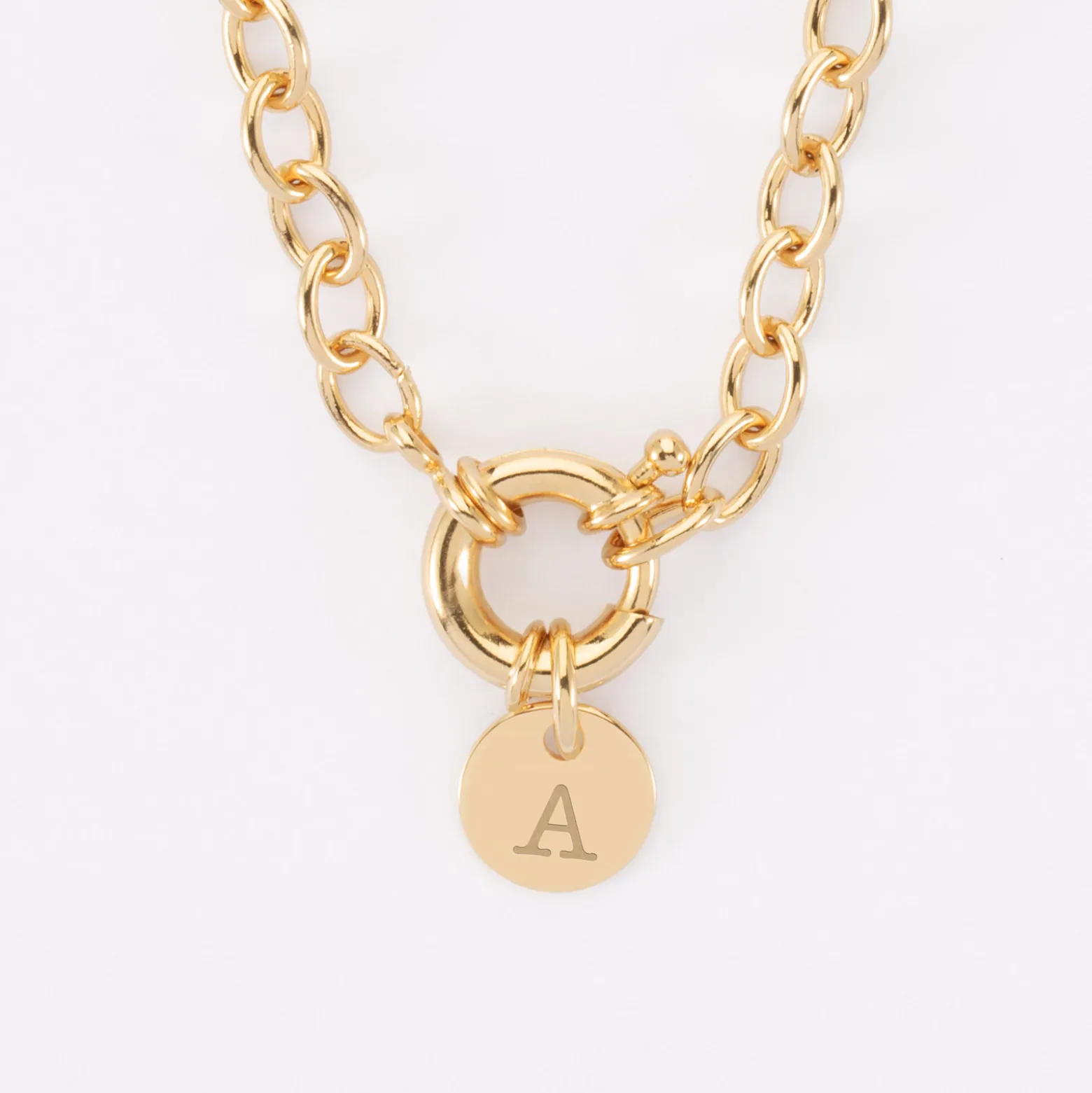 Collier personnalisé chaine fermoir marin médaille gravée plaqué or 10 mm