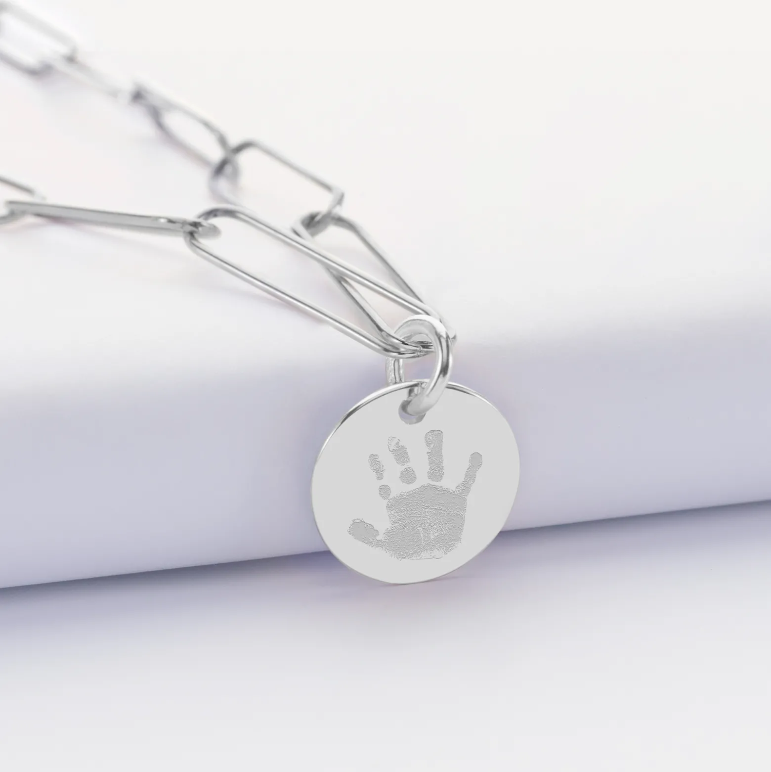 Collier personnalisé grandes mailles médaille gravée argent 15 mm