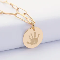 Collier personnalisé grandes mailles médaille gravée plaqué or 19 mm