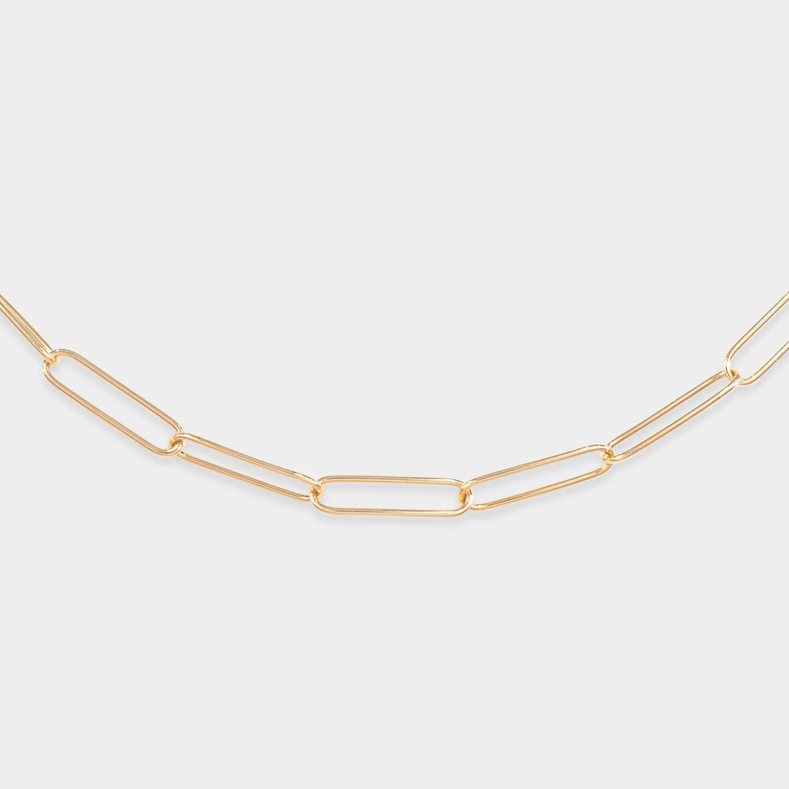 Collier personnalisé grandes mailles médaille gravée plaqué or 19 mm
