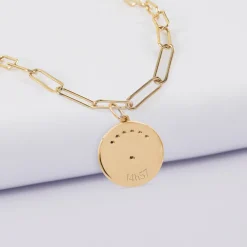 Collier personnalisé petites mailles médaille Lune zircons crépuscule gravée plaqué or 16 mm