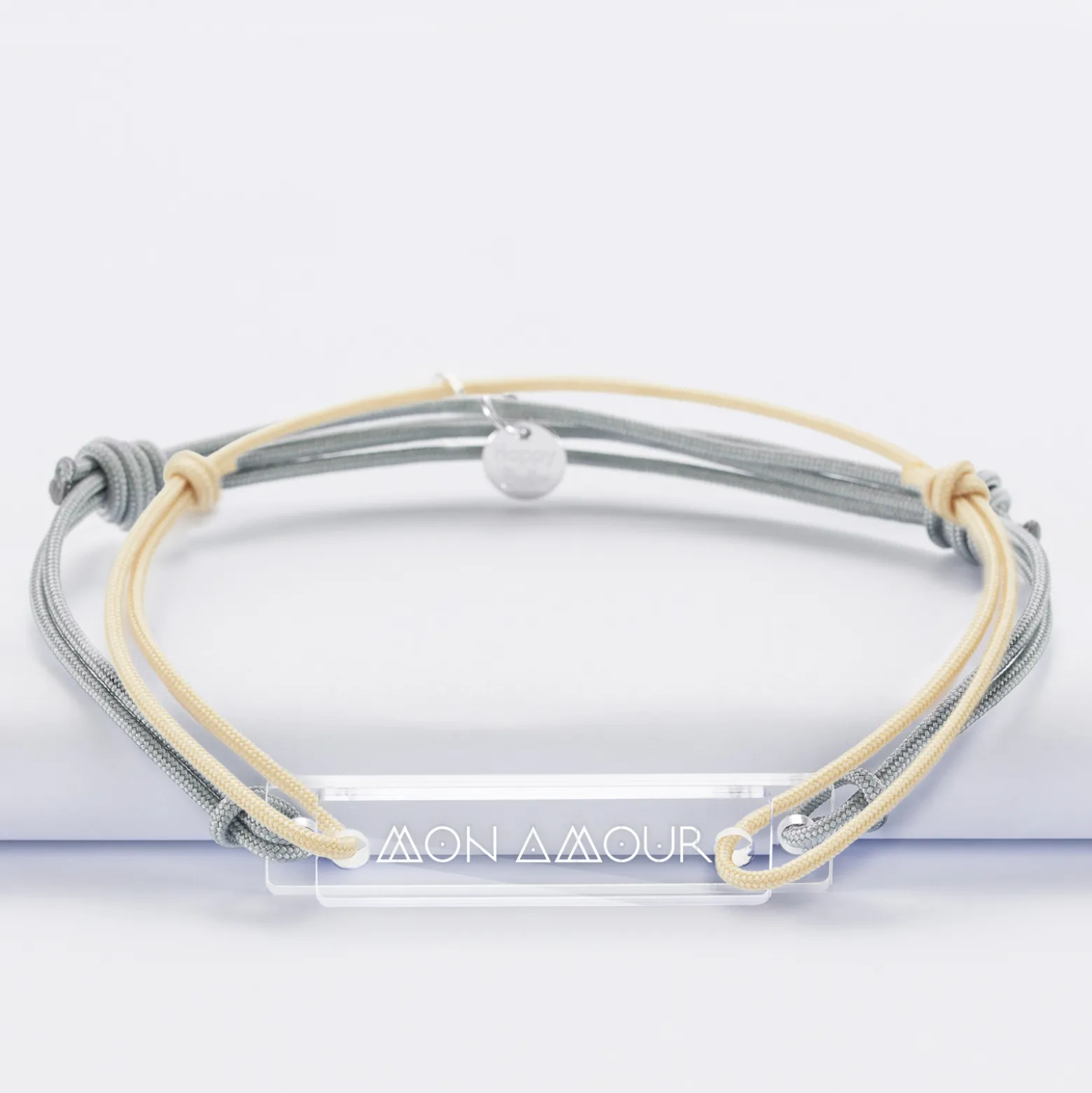 Duo de bracelets inséparables médailles gravées acrylique - Edition spéciale "mon amour"