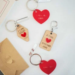 Duo de porte-clés personnalisés médailles coeur acrylique rouge et breloques miroir gravées 40x8 mm