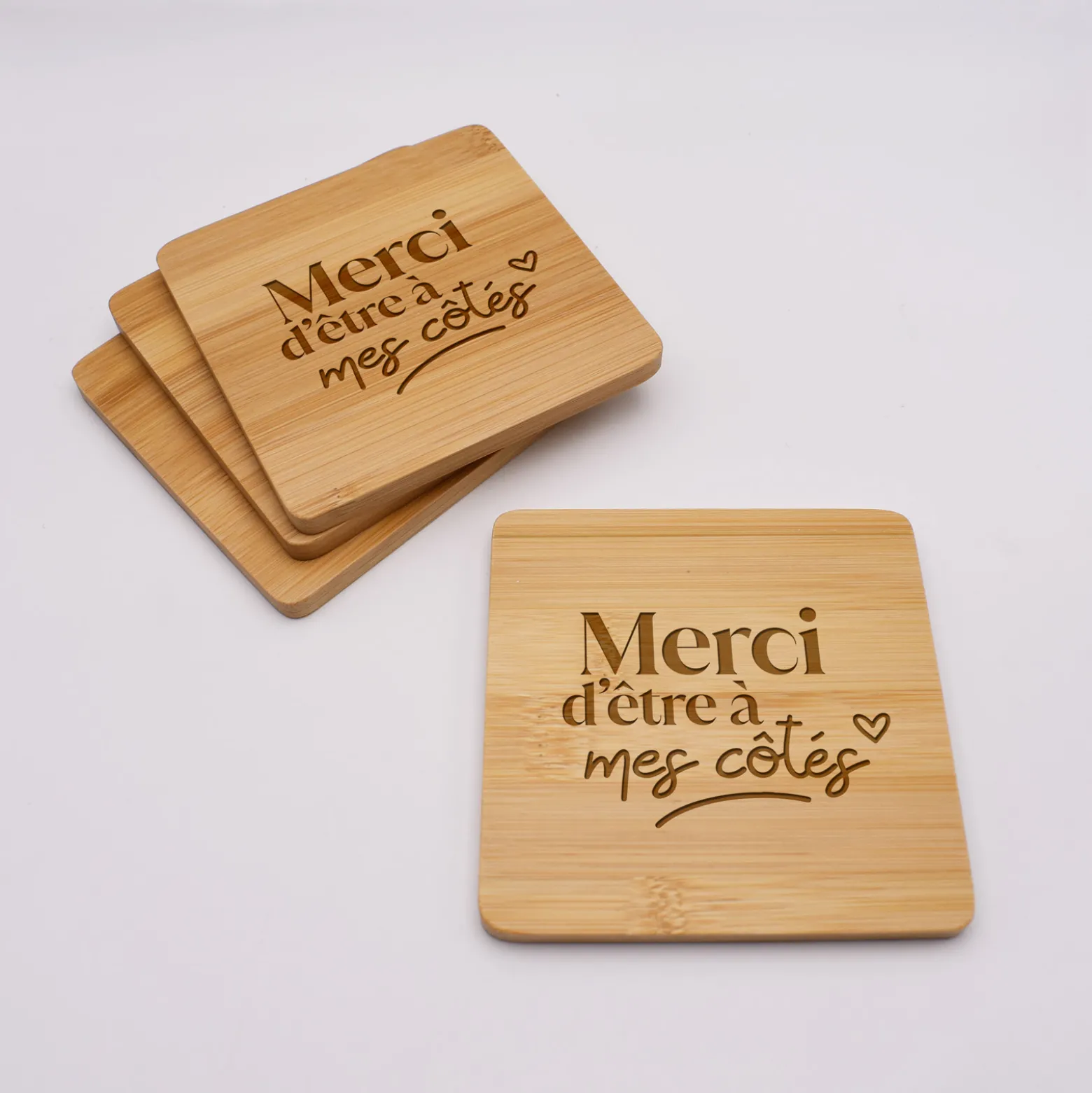 Lot de 4 sous-verres EVJF personnalisés gravés bambou 10x10 cm