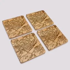 Lot de 4 sous-verres "Géo map" personnalisés gravés bambou 10x10 cm