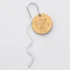 Marque page personnalisé acier médaille gravée bois