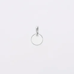 Mini-charm anneau collection Chapitre médaille gravée argent 10 mm