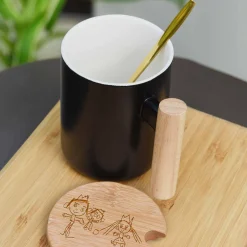 Mug céramique personnalisé couvercle bois gravé