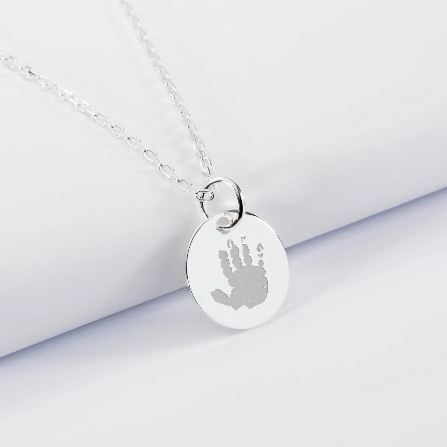 Pendentif baptême enfant personnalisé médaille gravée argent 15 mm