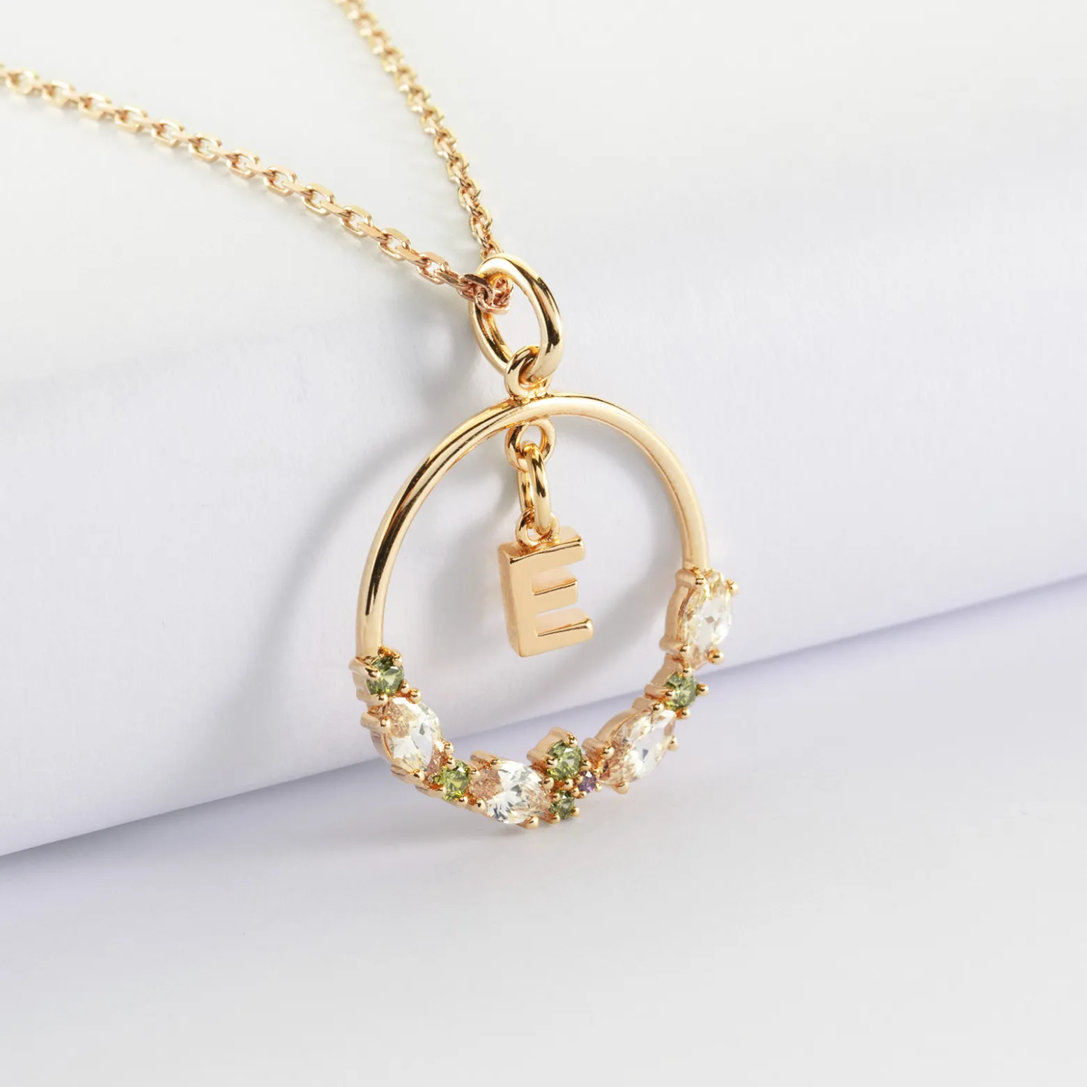 Pendentif cercle scintillant coloré personnalisé médaille plaqué or lettre initiale 5 mm
