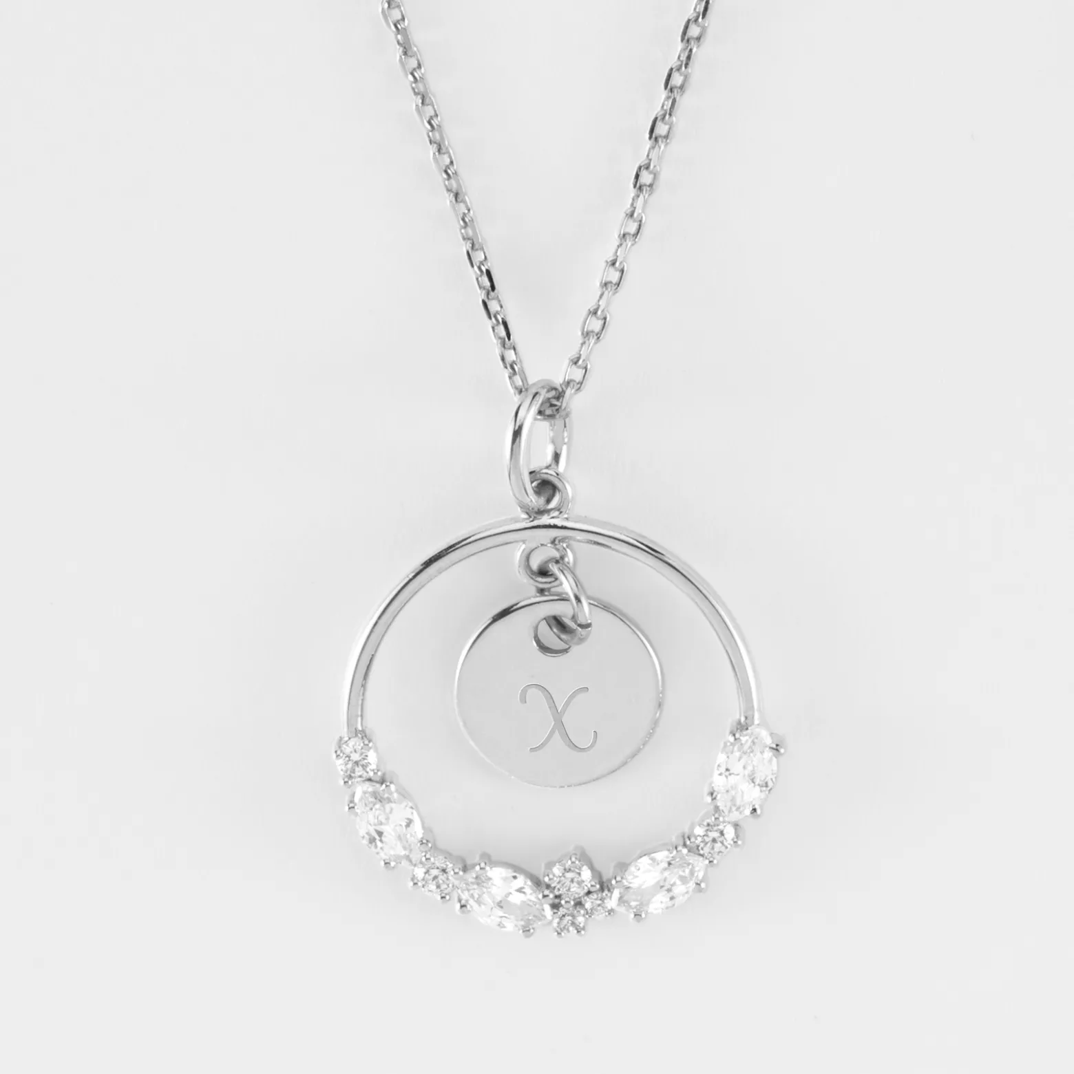 Pendentif cercle scintillant blanc personnalisé médaille gravée argent 10 mm