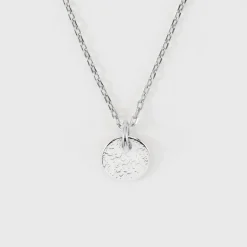 Pendentif enfant initiale personnalisé médaille martelée gravée argent 10 mm - Nos petits imparfaits