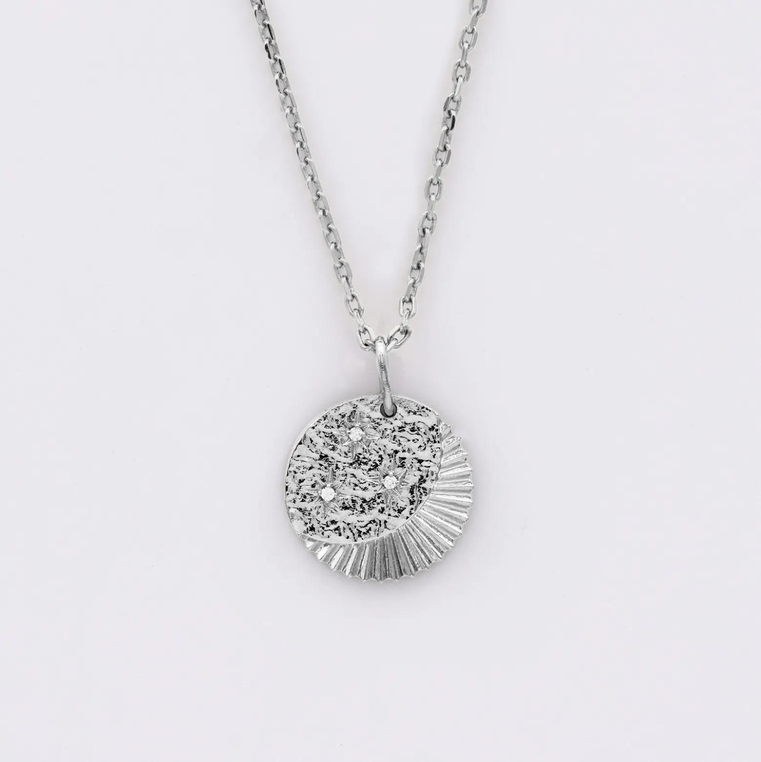 Pendentif enfant médaille Lune trio zircons argent 14 mm