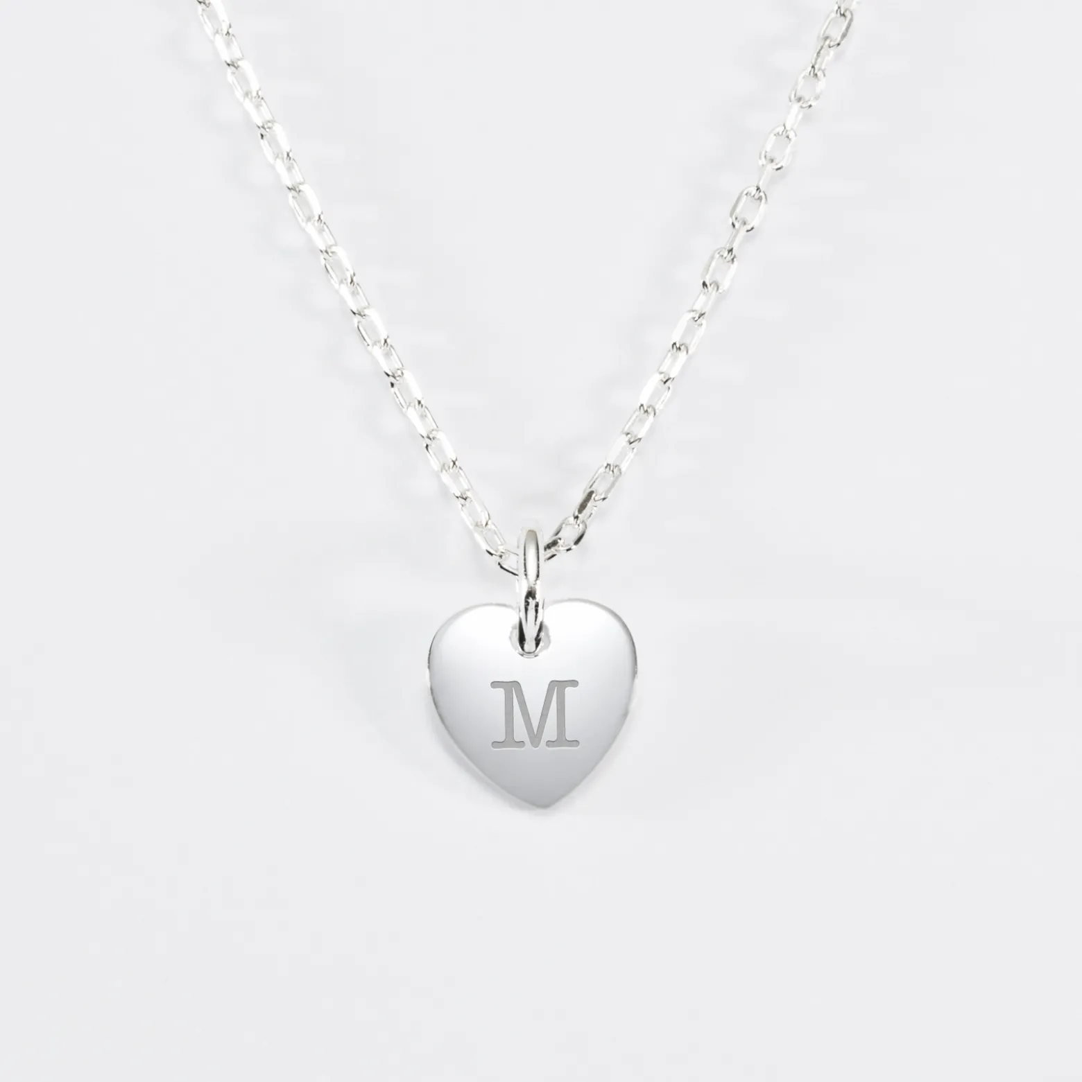 Pendentif enfant personnalisé initiale médaille gravée argent coeur 10 mm