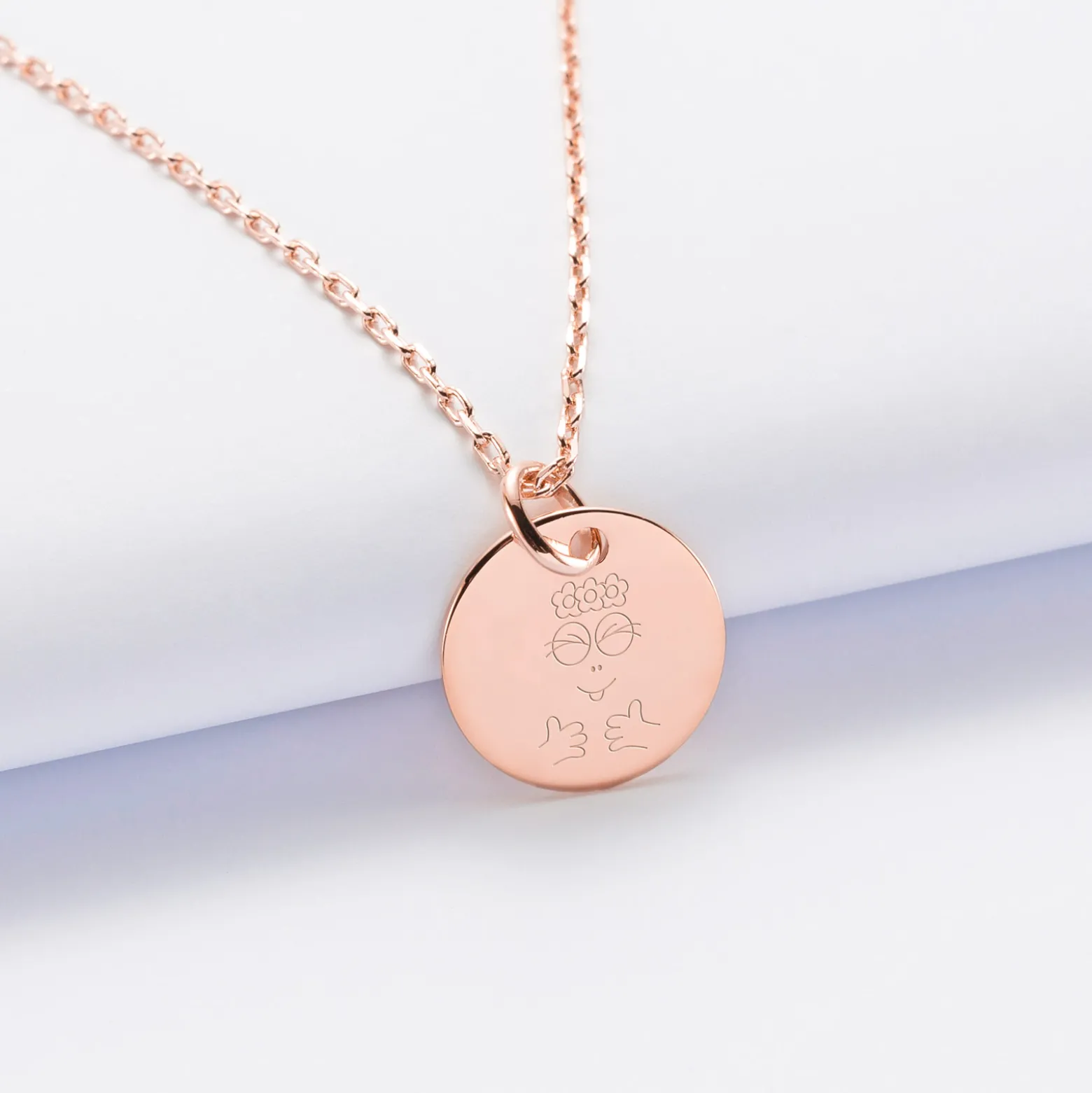 Pendentif enfant personnalisé médaille gravée plaqué or rose 15 mm - Happybulle x Barbapapa
