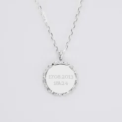 Pendentif enfant personnalisé médaille vintage dentelée gravée argent 17 mm